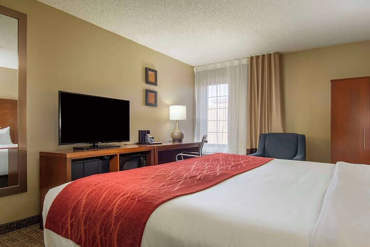 Room 6 of 47