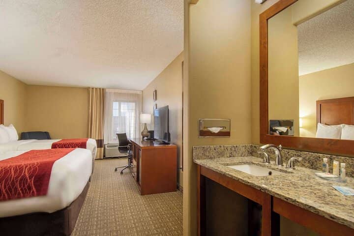 Room 16 of 47